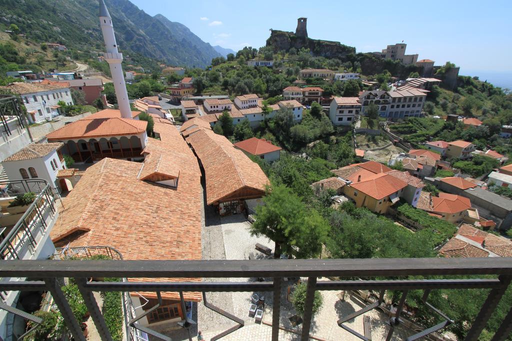 Hotel Panorama Kruje View On The Castle And The Old Town Dış mekan fotoğraf